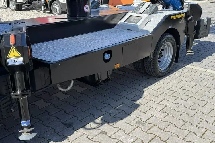 Nissan Cabstar zdjęcie 9