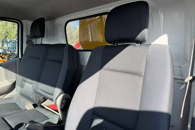 Nissan Cabstar zdjęcie 24