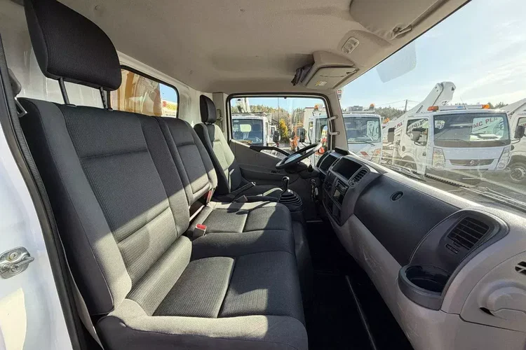 Nissan Cabstar zdjęcie 25