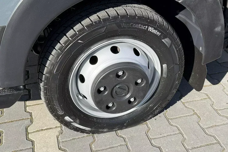 Nissan Cabstar zdjęcie 8