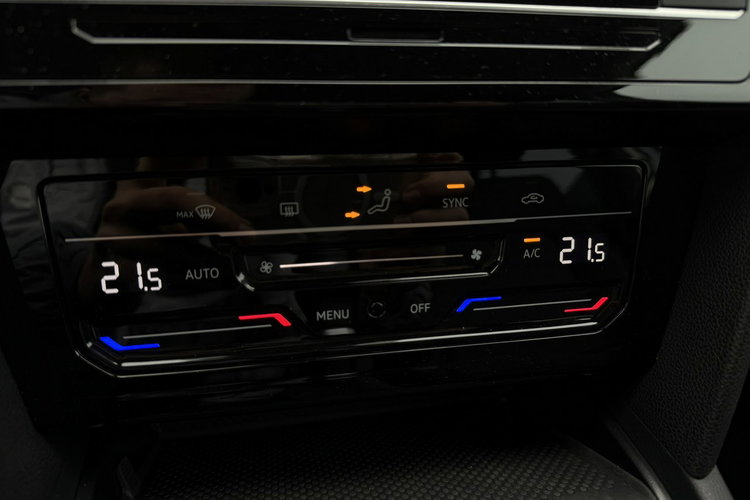 Volkswagen Passat Bezwypadkowy Krajowy Poleasingowy I właściciel Serwis ASO VAT 23% zdjęcie 12