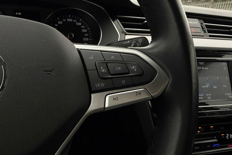 Volkswagen Passat Bezwypadkowy Krajowy Poleasingowy I właściciel Serwis ASO VAT 23% zdjęcie 8