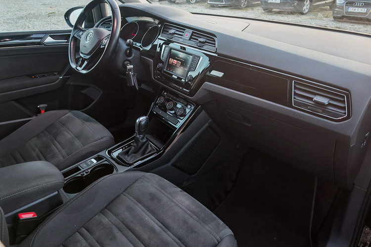 Volkswagen Touran zdjęcie 10