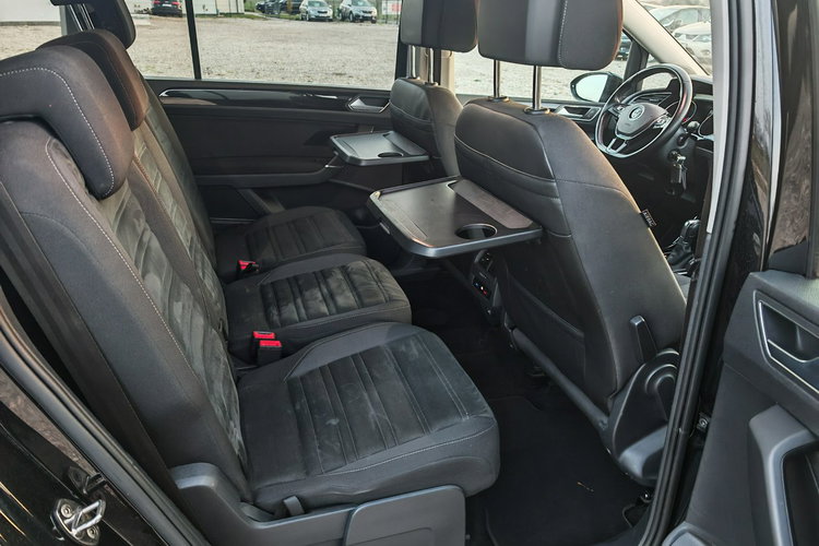 Volkswagen Touran zdjęcie 11