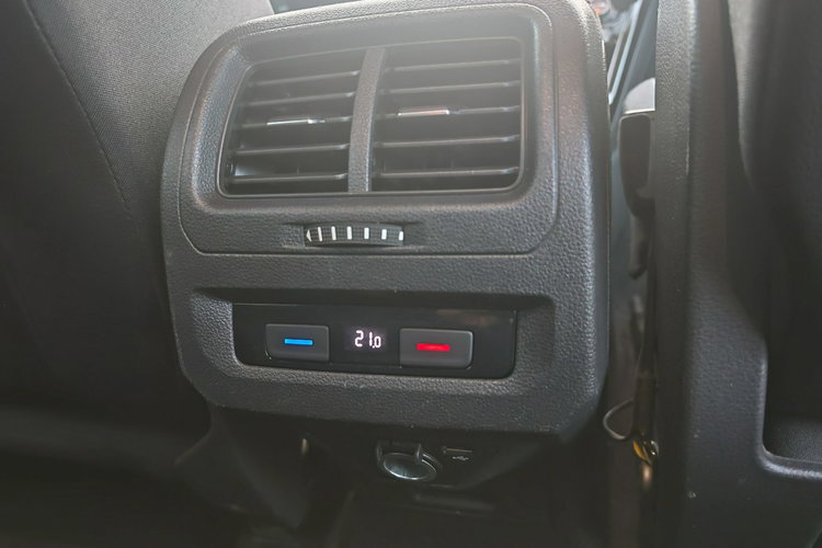 Volkswagen Touran zdjęcie 18