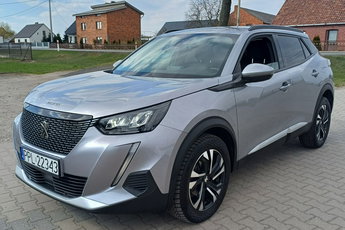 Peugeot 2008 1.5 BlueHDI Navi Kamera Cofania