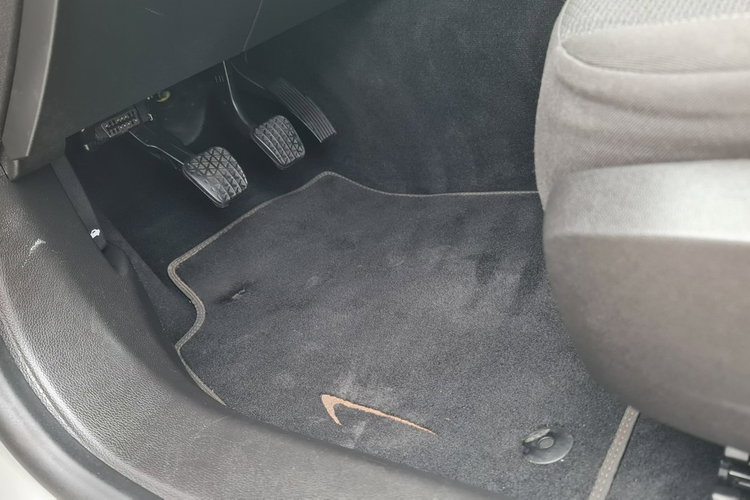 Opel Insignia 1.4T 140KM # LiftBack # Niski Przebieg # Bogate Wyposażenie # MegaStan zdjęcie 14