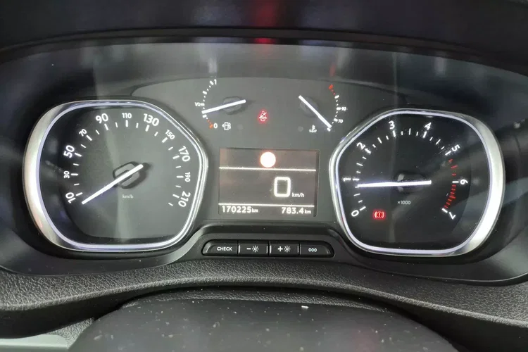 Citroen Jumpy L3H1 64999zł NETTO Brygadówka 6 osób ExtraLong 2.0HDi/122KM zdjęcie 19