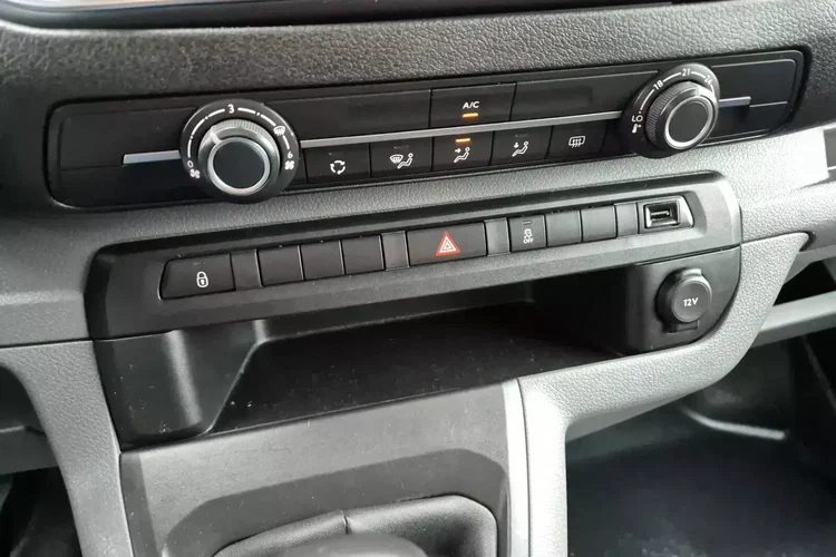 Citroen Jumpy L3H1 64999zł NETTO Brygadówka 6 osób ExtraLong 2.0HDi/122KM zdjęcie 22
