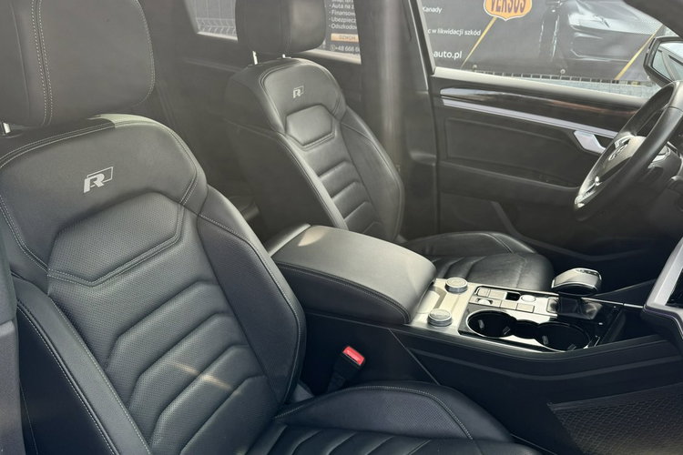 Volkswagen Touareg FV23% R Line 286KM 4x4 Salon PL Bezwypad Wentyle Panorama Radar Matrix zdjęcie 8
