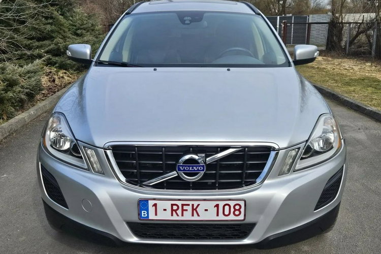Volvo XC 60 Pełna Historia Serwisowa Ładne i Zadbane Rok GWARANCJI zdjęcie 32