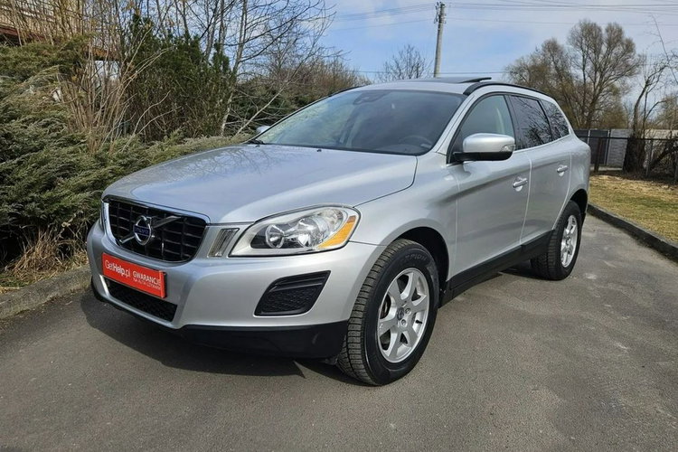 Volvo XC 60 Pełna Historia Serwisowa Ładne i Zadbane Rok GWARANCJI zdjęcie 6