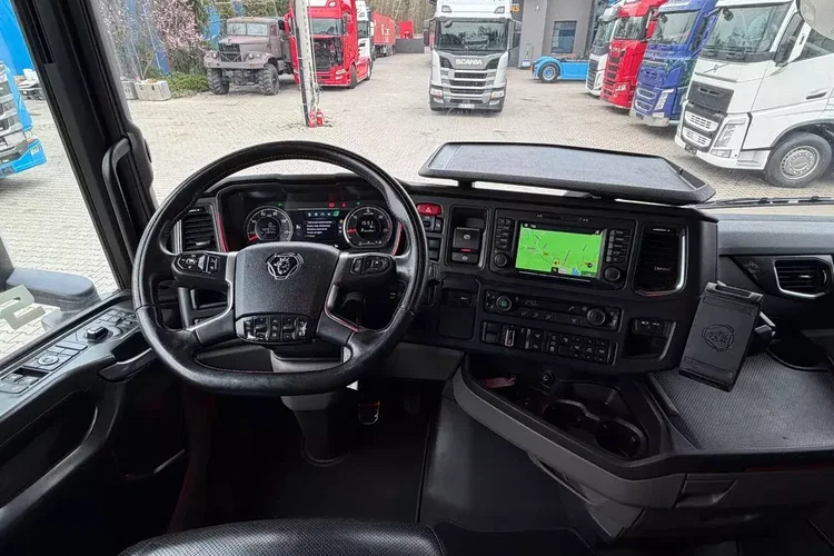 580S scania z Niemiec v8 mega low deck idealny stan 2021 pełna opcja bez egr zdjęcie 34