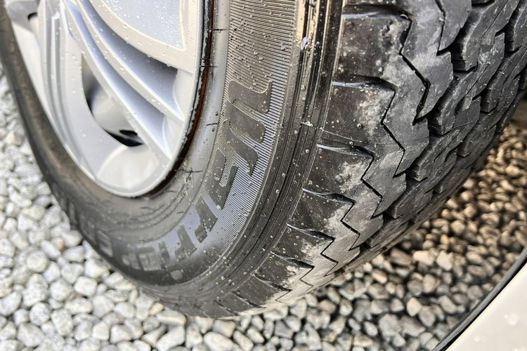 Renault Master średniak 7 osobowy L2H2 brygadówka doka zdjęcie 10