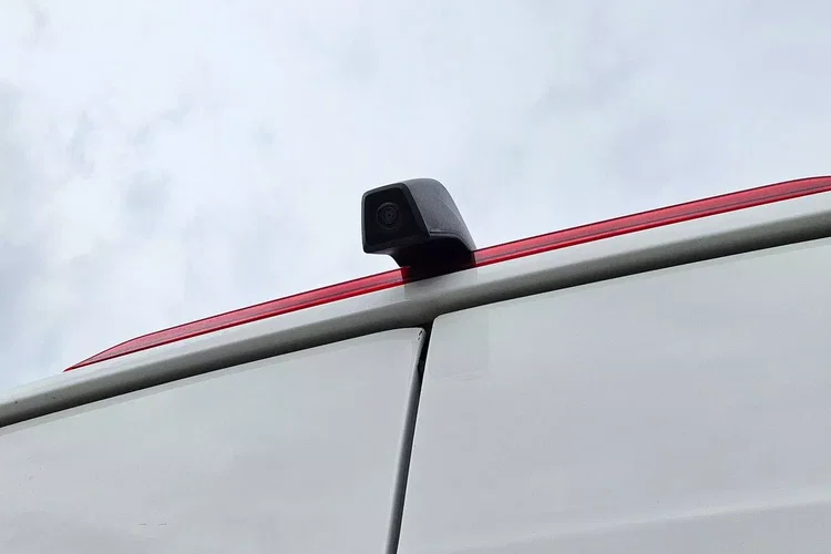 Volkswagen Crafter L4H2 92900zł NETTO Brygadówka 7 osób 2.0TDi/140KM zdjęcie 14