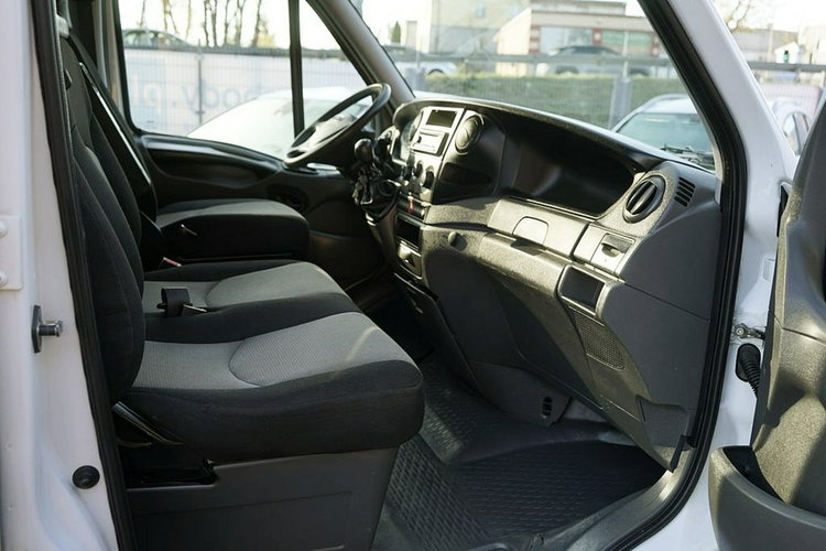 Iveco Daily 2.3HPI Klima, 165tys.km, DOKA, 2012r. zdjęcie 13