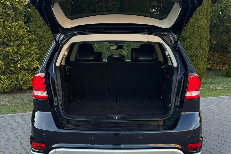 Freemont Fiat Freemont 2.0 Diesel 7 foteli Skóry Manual 6 Biegów Alufelgi zdjęcie 21