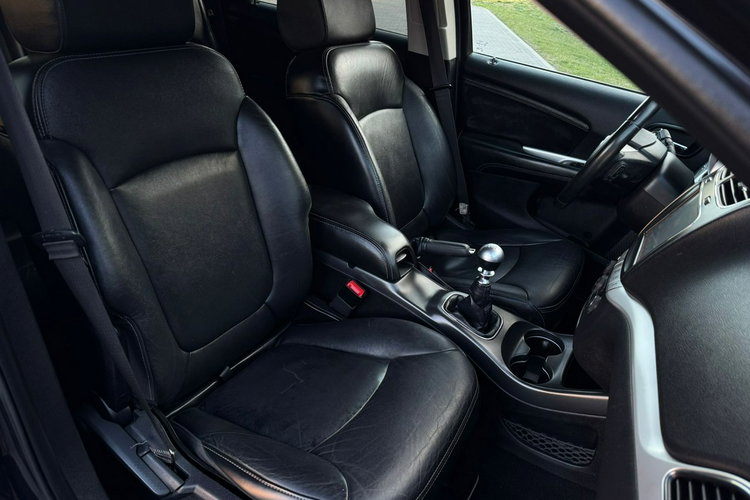 Freemont Fiat Freemont 2.0 Diesel 7 foteli Skóry Manual 6 Biegów Alufelgi zdjęcie 24