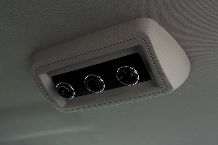 Freemont Fiat Freemont 2.0 Diesel 7 foteli Skóry Manual 6 Biegów Alufelgi zdjęcie 32