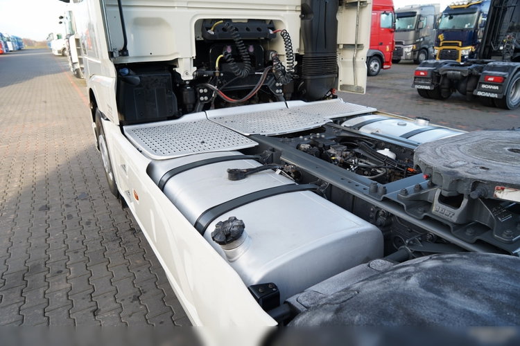 DAF XF 480 / SUPER SPACE CAB / KLIMA POSTOJOWA / ALUFELGI / EURO 6 zdjęcie 14