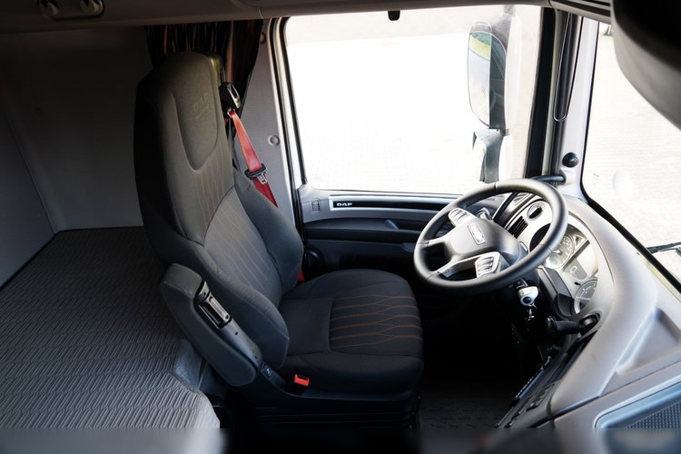 DAF XF 480 / SUPER SPACE CAB / KLIMA POSTOJOWA / ALUFELGI / EURO 6 zdjęcie 28