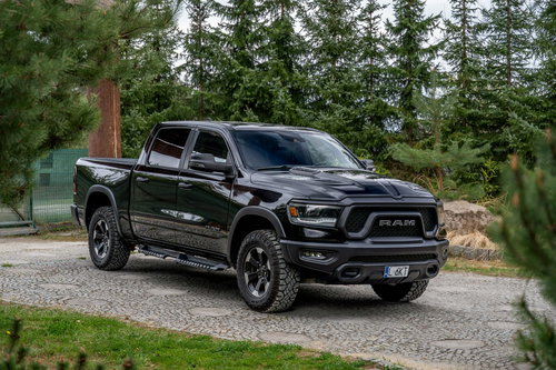 RAM 1500 Rebel 5.7 V8 Hemi / Bogata opcja / Lift 1" / Virtual Cockpit / FV
