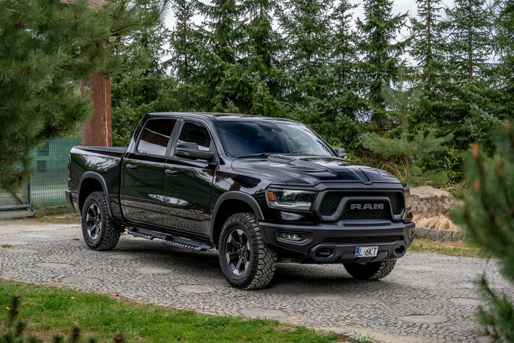 RAM 1500 Rebel 5.7 V8 Hemi / Bogata opcja / Lift 1" / Virtual Cockpit / FV zdjęcie 1