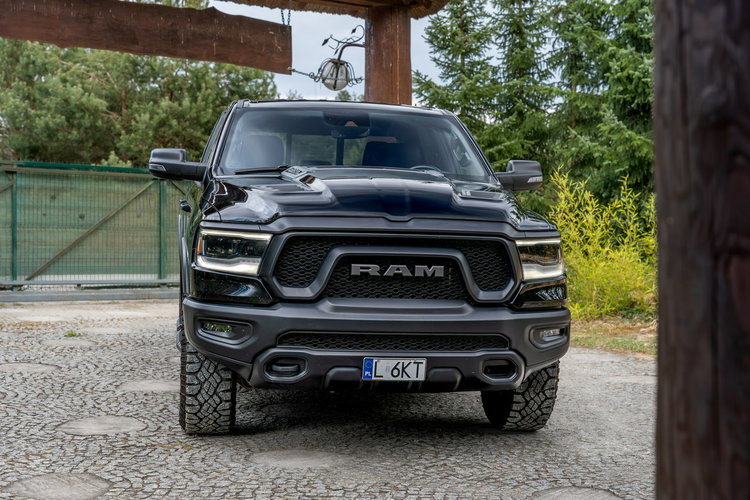 RAM 1500 Rebel 5.7 V8 Hemi / Bogata opcja / Lift 1" / Virtual Cockpit / FV zdjęcie 23