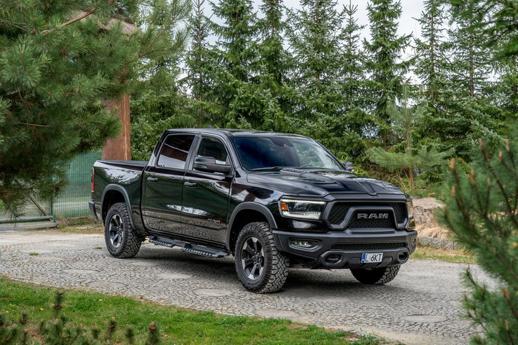 RAM 1500 Rebel 5.7 V8 Hemi / Bogata opcja / Lift 1" / Virtual Cockpit / FV zdjęcie 31
