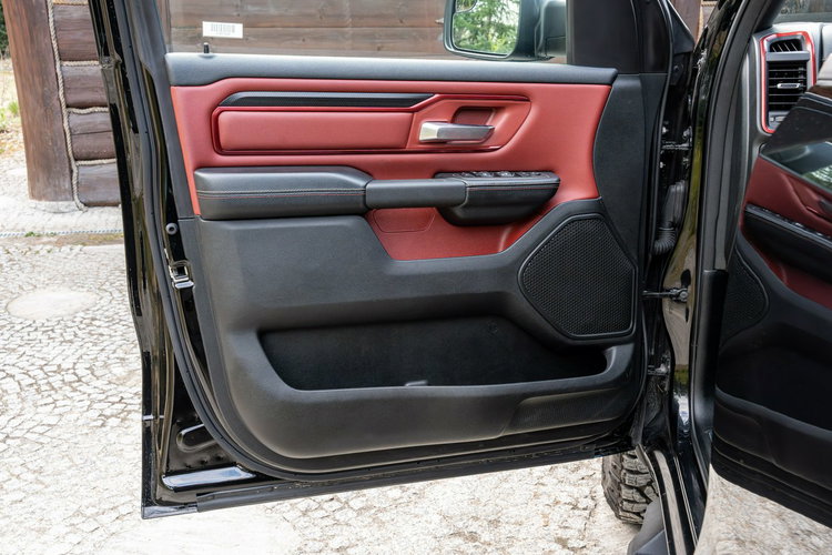 RAM 1500 Rebel 5.7 V8 Hemi / Bogata opcja / Lift 1" / Virtual Cockpit / FV zdjęcie 37