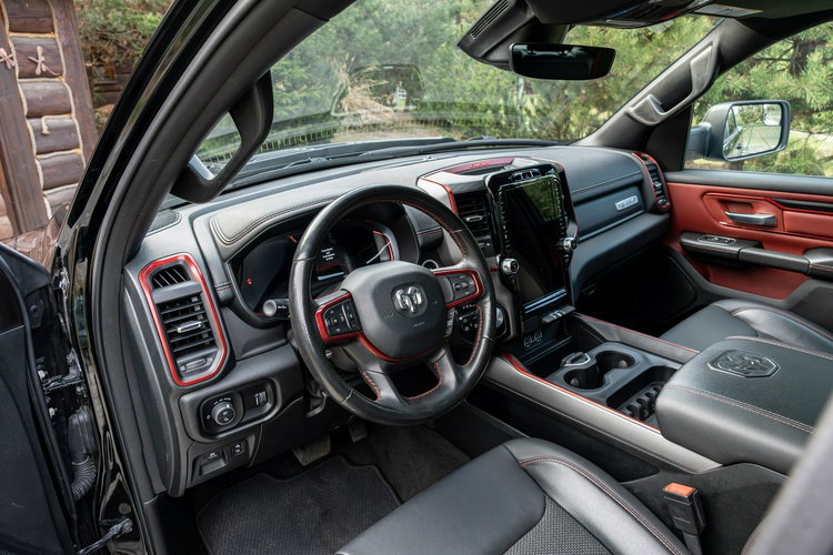RAM 1500 Rebel 5.7 V8 Hemi / Bogata opcja / Lift 1" / Virtual Cockpit / FV zdjęcie 39