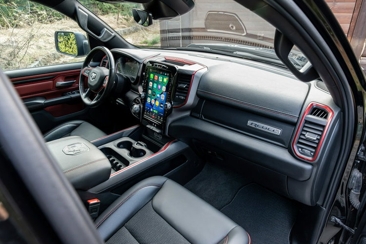 RAM 1500 Rebel 5.7 V8 Hemi / Bogata opcja / Lift 1" / Virtual Cockpit / FV zdjęcie 43