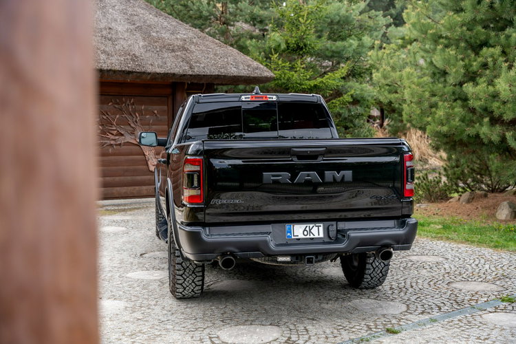 RAM 1500 Rebel 5.7 V8 Hemi / Bogata opcja / Lift 1" / Virtual Cockpit / FV zdjęcie 6