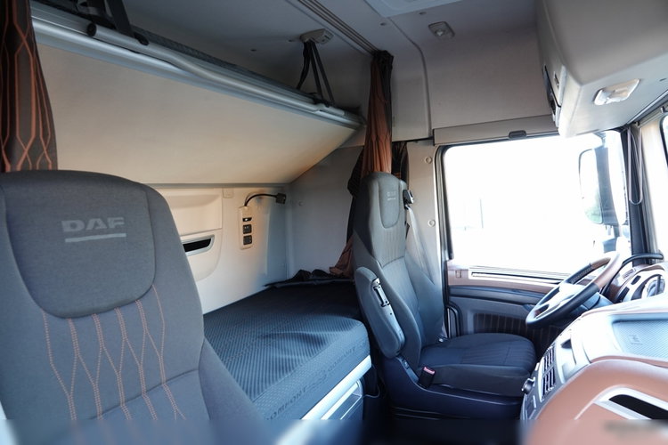 DAF XF 480 / SPACE CAB / RETARDER / KLIMA POSTOJOWA / EURO 6 zdjęcie 36