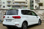 Volkswagen Touran 1.5 TSI R-line 7osób Faktura VAT 23% Bezwypadkowy zdjęcie 3