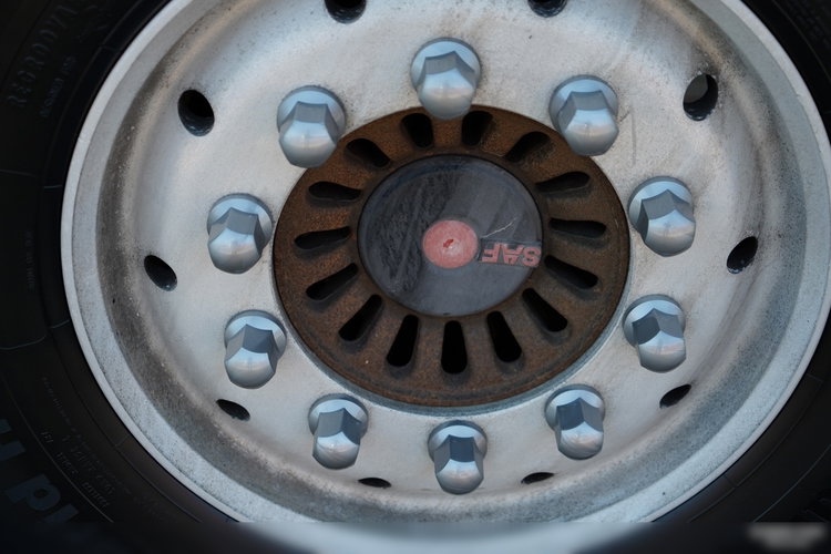 Spitzer CEMENTONACZEPA / 37 000 L / SILOS / 3 KOMORY / OSIE SAF / ALUFELGI  zdjęcie 19