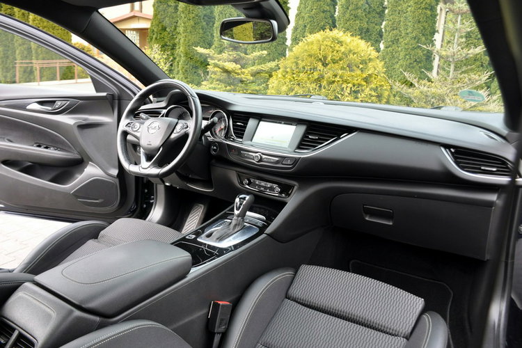 Opel Insignia 2.0CDTI(170KM) Full Led Navi Kamera Panorama Skóry Keyles Go Alu17"ASO zdjęcie 24