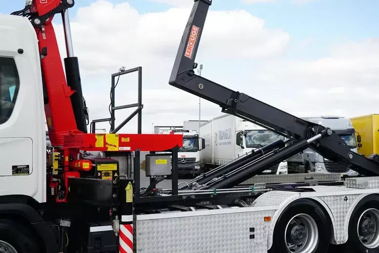 Scania G 410 / E 6 / 8 X 4 / HDS + HAKOWIEC / TRIDEM / CNG / RETARDER / FASSI F 215 zdjęcie 26