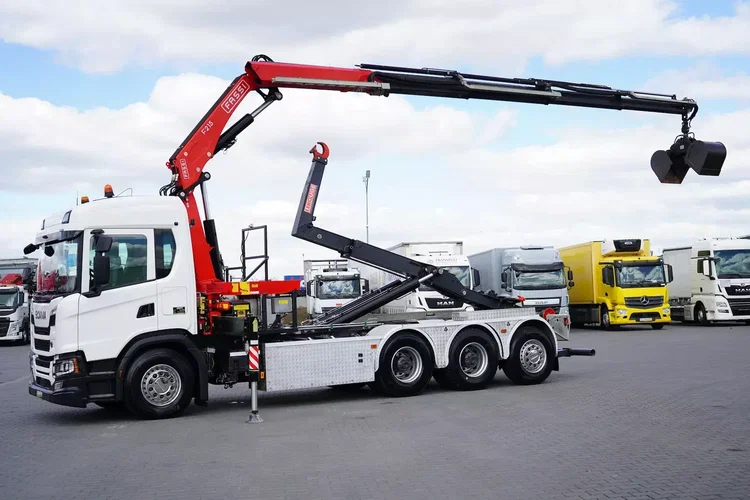 Scania G 410 / E 6 / 8 X 4 / HDS + HAKOWIEC / TRIDEM / CNG / RETARDER / FASSI F 215 zdjęcie 4