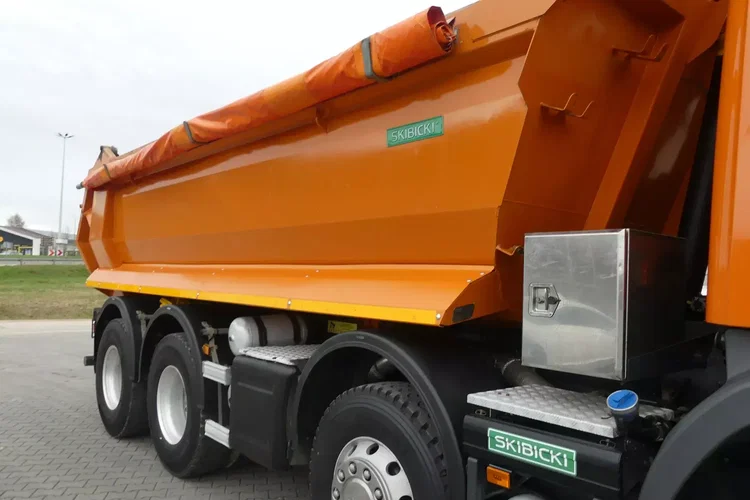 Scania P410 8x4 / WYWROTKA / ALUFELGI / MANUAL / EURO 6 / zdjęcie 22