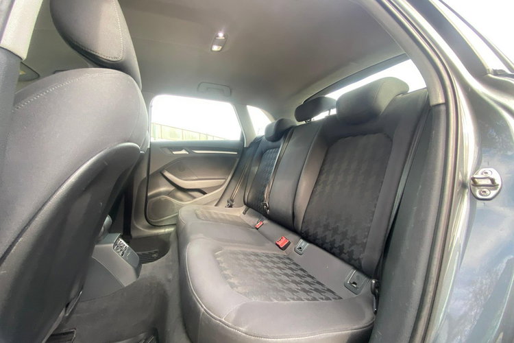 Audi A3 1.6TDI 110KM xenon ledy Navi podgrzewane fotele zamiana 1. R . Gwaranc zdjęcie 28