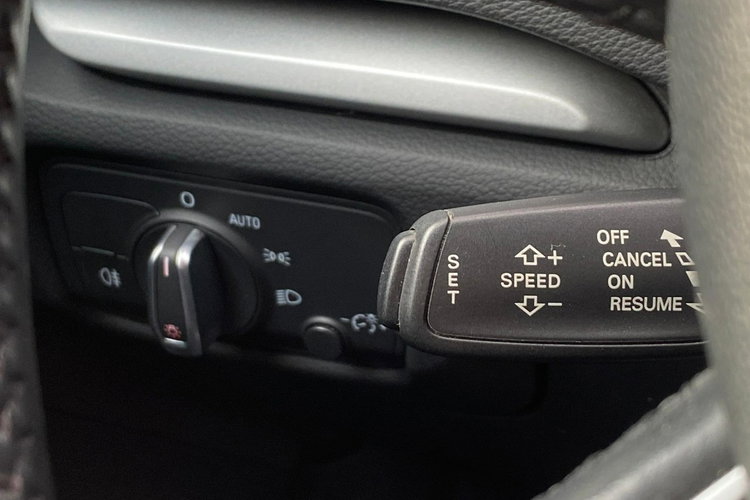 Audi A3 1.6TDI 110KM xenon ledy Navi podgrzewane fotele zamiana 1. R . Gwaranc zdjęcie 46