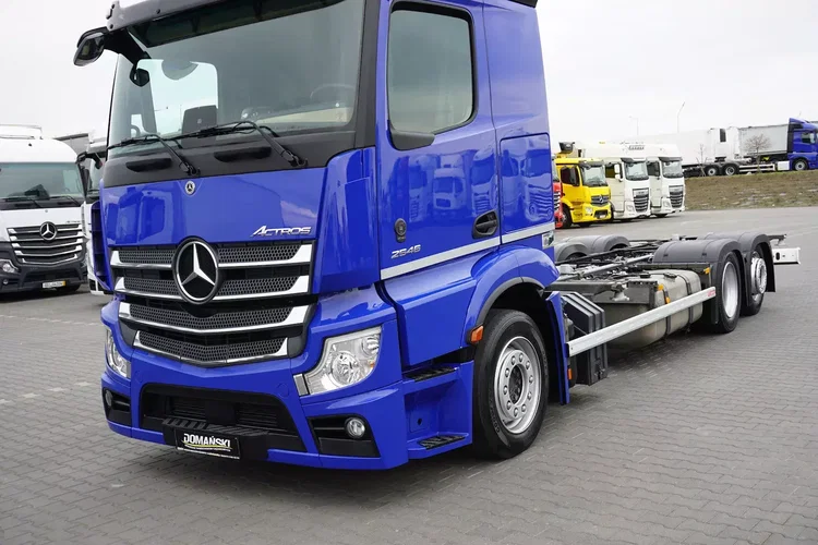 Mercedes ACTROS / 2546 / ACC / E 6 / MP 5 / MEGA / BDF / 7.82 M / RETARDER / OŚ SKRĘTNA zdjęcie 20