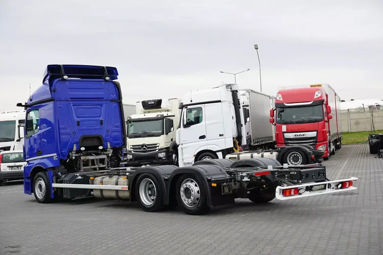 Mercedes ACTROS / 2546 / ACC / E 6 / MP 5 / MEGA / BDF / 7.82 M / RETARDER / OŚ SKRĘTNA zdjęcie 5