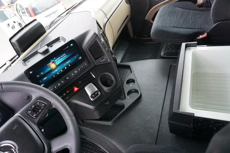 Mercedes ACTROS / 2546 / ACC / E 6 / MP 5 / MEGA / BDF / 7.82 M / RETARDER / OŚ SKRĘTNA zdjęcie 9