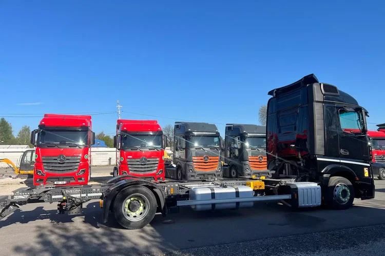 Mercedes ACTROS L 1842 MP5 BDF POLIFTOWY zdjęcie 4