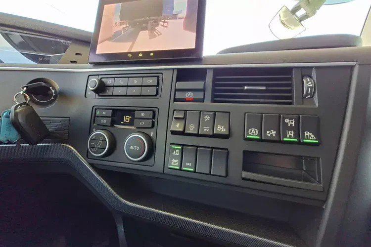 Volvo FH 500KM zdjęcie 15