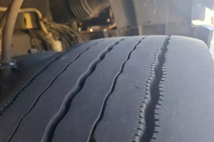 Volvo FH 500KM zdjęcie 28