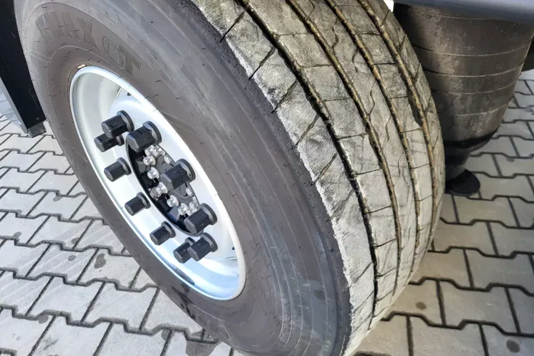 Schmitz Doppelstock; ThermoKing SLXi300; uchwyty promowe; paleciara zdjęcie 10