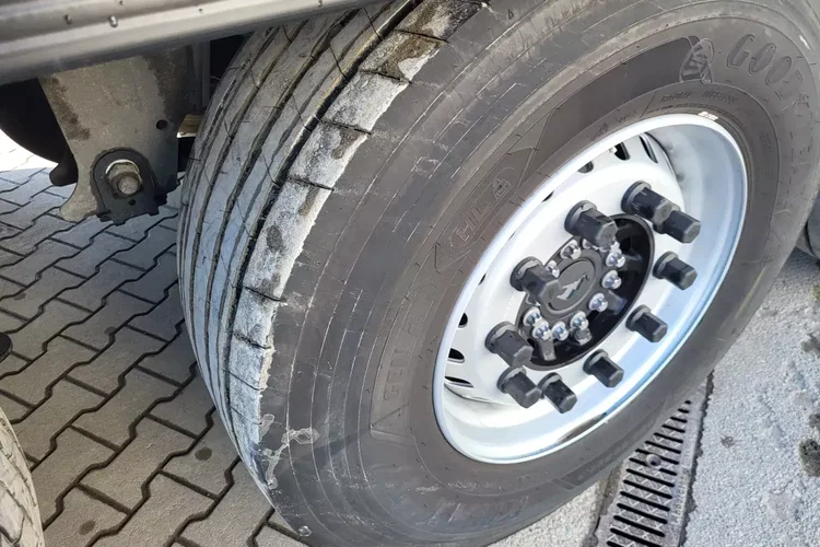 Schmitz Doppelstock; ThermoKing SLXi300; uchwyty promowe; paleciara zdjęcie 11
